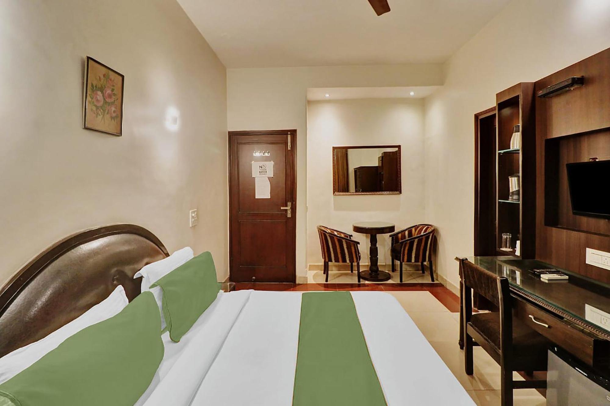 แฟ็บเอ็กซ์เพรส ลอยด์ เฮาส์ Hotel นิวเดลี ภายนอก รูปภาพ